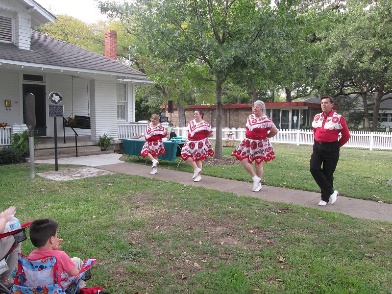 HH Cloggers in action